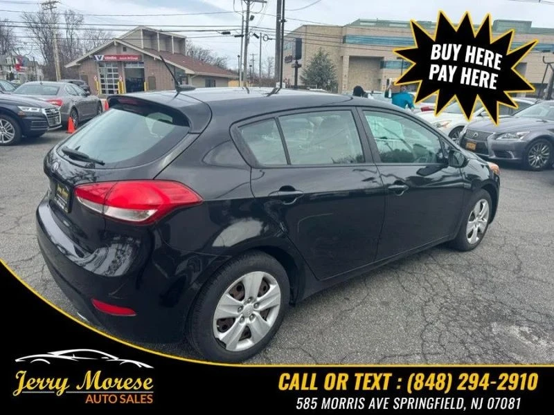 2016 Kia Forte - Image 5 of 12