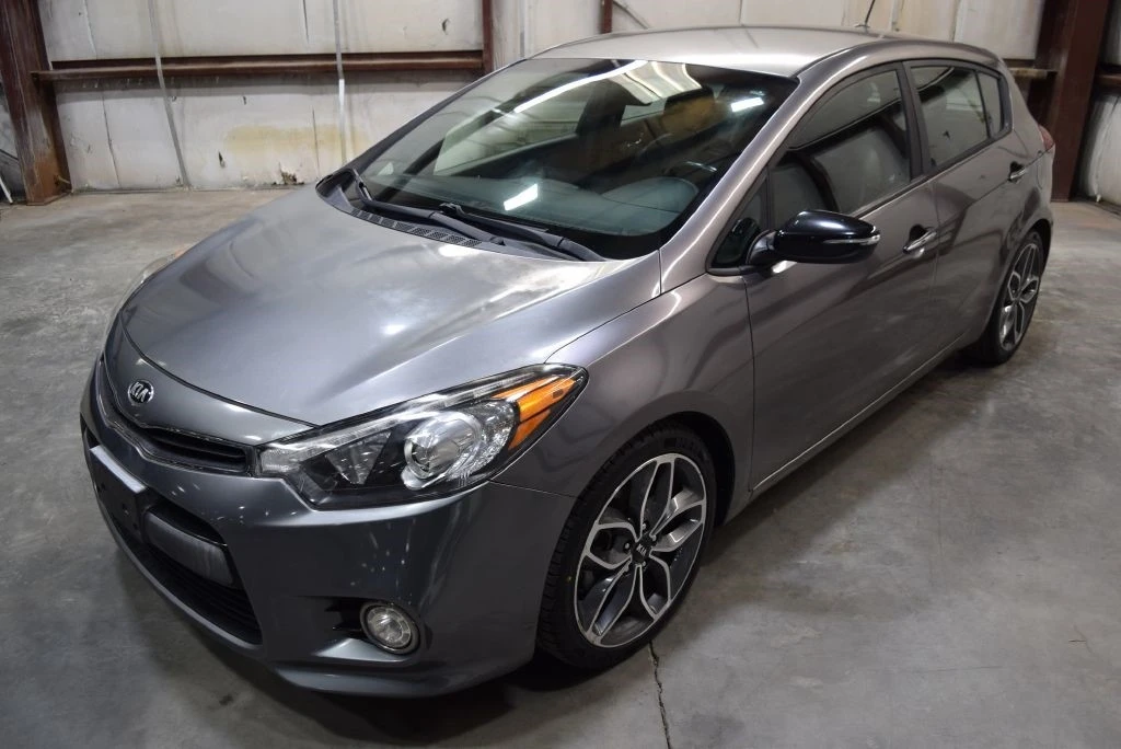2016 Kia Forte - Image 3 of 21