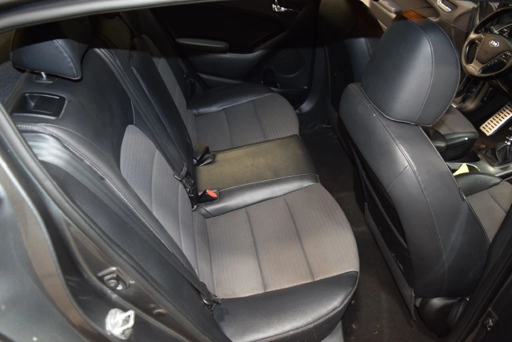 2016 Kia Forte - Image 17 of 21