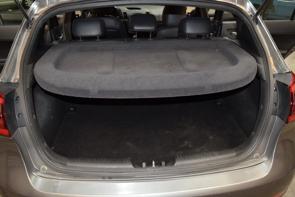 2016 Kia Forte - Image 14 of 21