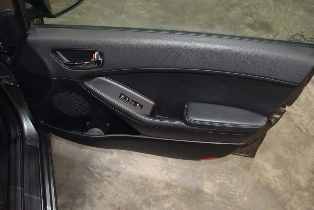 2016 Kia Forte - Image 20 of 21