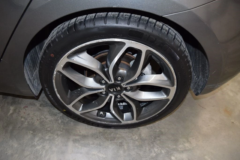 2016 Kia Forte - Image 12 of 21