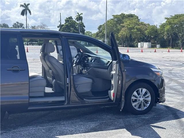 2016 Kia - Image 14 of 21