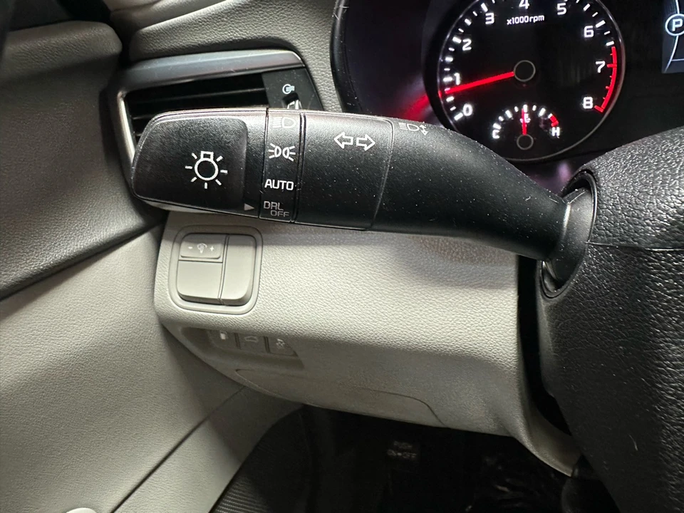 2016 Kia Optima/K5 - Image 17 of 21