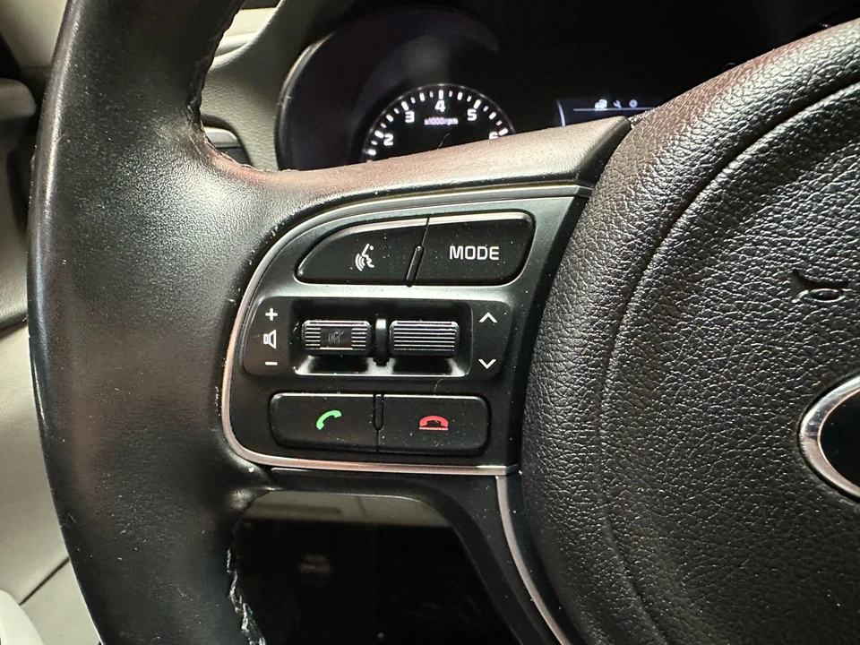 2016 Kia Optima/K5 - Image 15 of 21