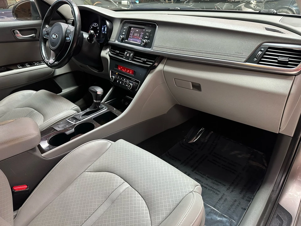 2016 Kia Optima/K5 - Image 11 of 21