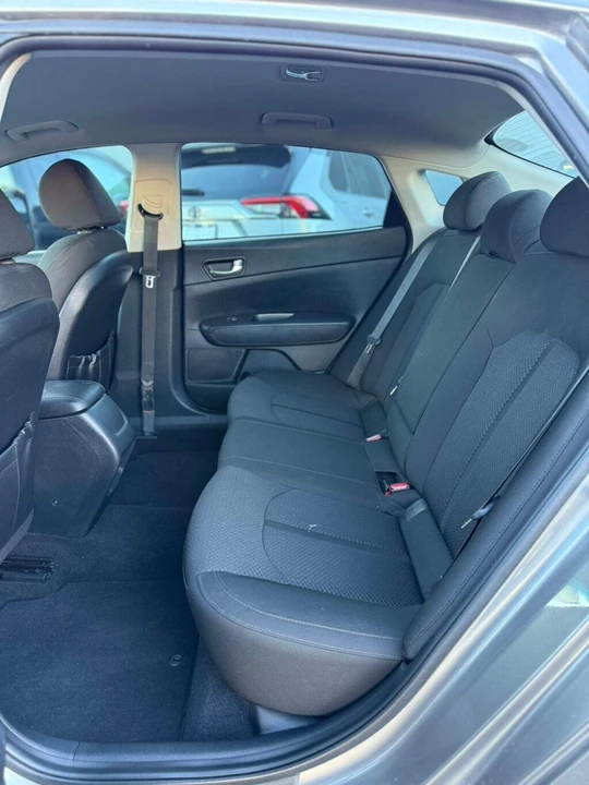2016 Kia Optima/K5 - Image 8 of 21