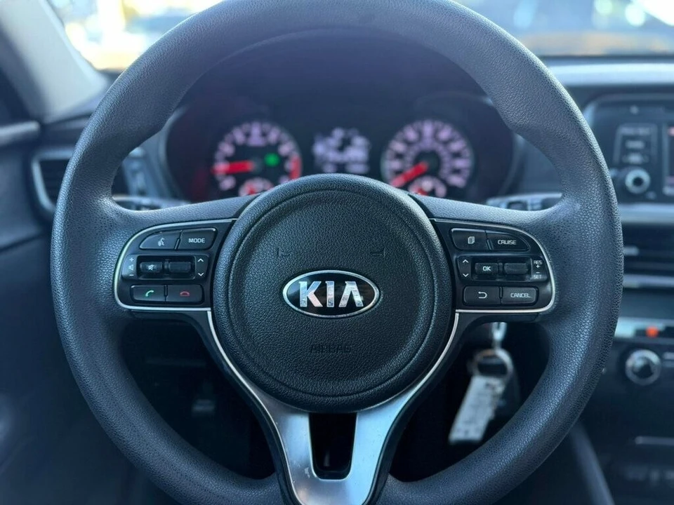 2016 Kia Optima/K5 - Image 10 of 21
