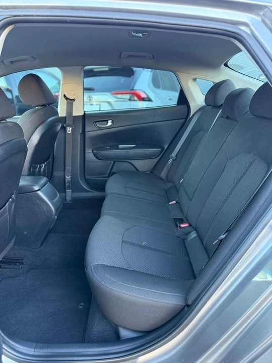 2016 Kia Optima/K5 - Image 8 of 21