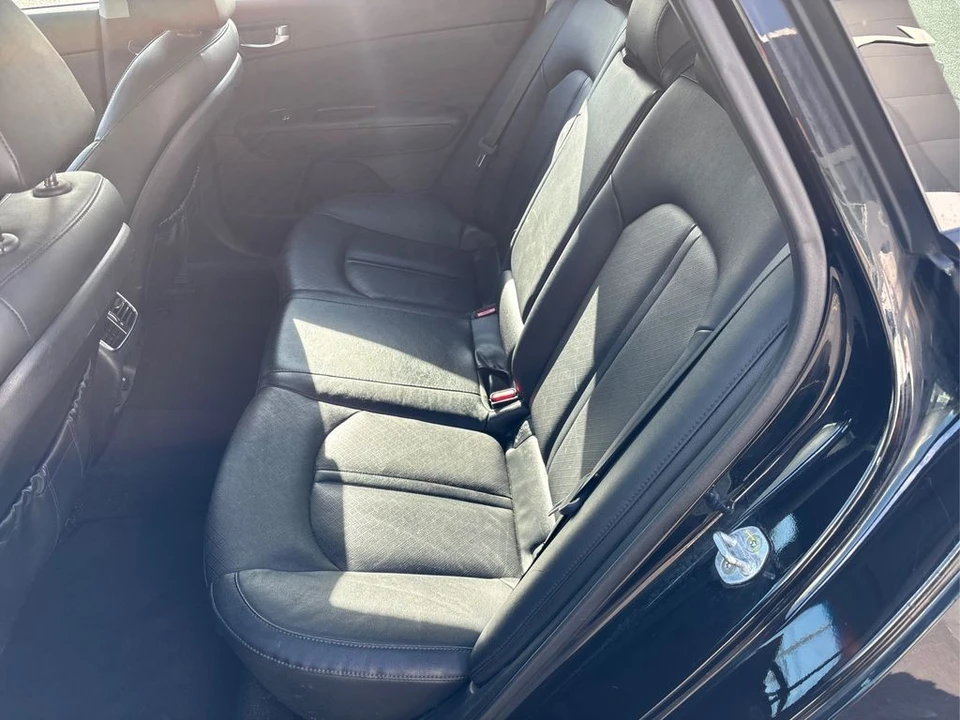 2016 Kia Optima/K5 - Image 10 of 12