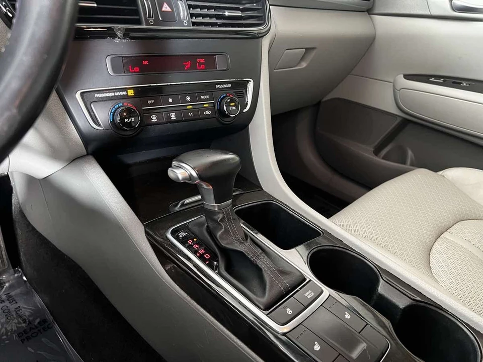 2016 Kia Optima/K5 - Image 17 of 21