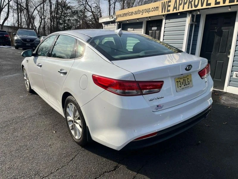2016 Kia Optima/K5 - Image 4 of 12
