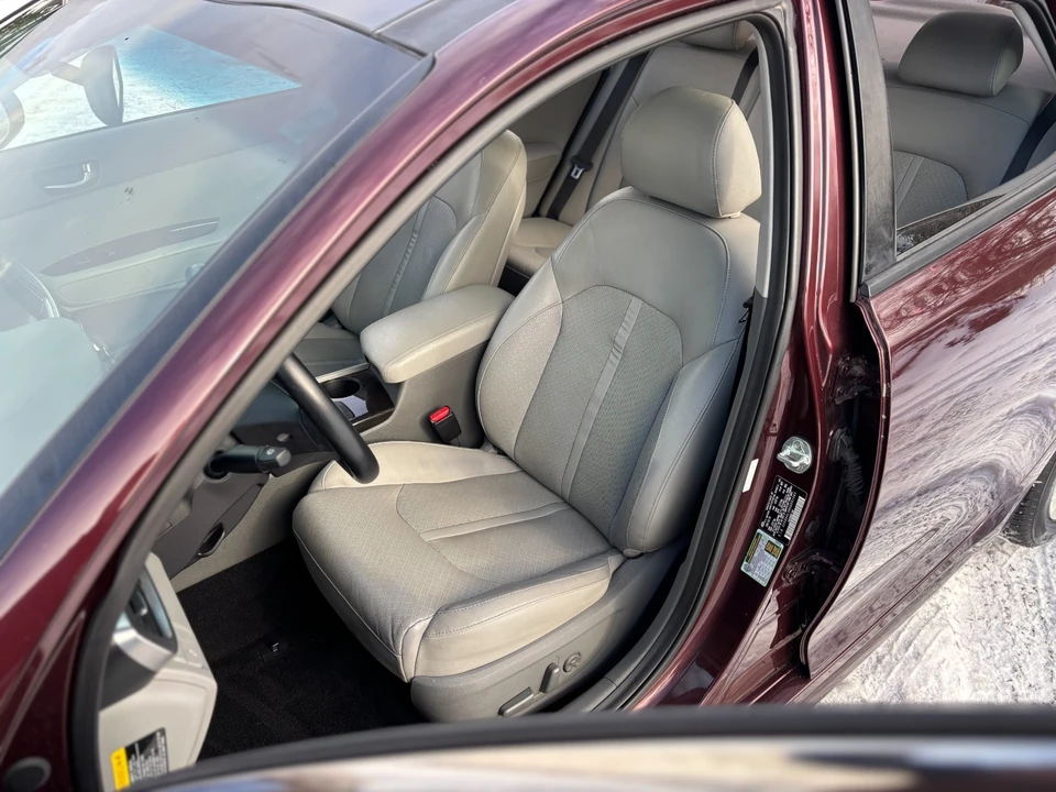 2016 Kia Optima/K5 - Image 14 of 20