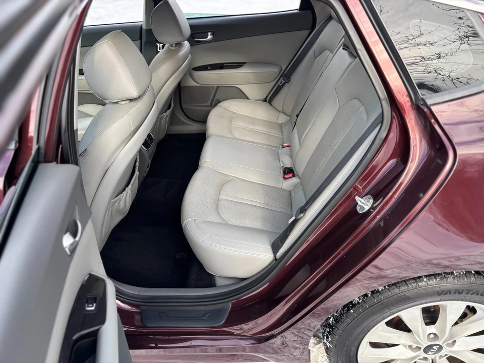 2016 Kia Optima/K5 - Image 15 of 20