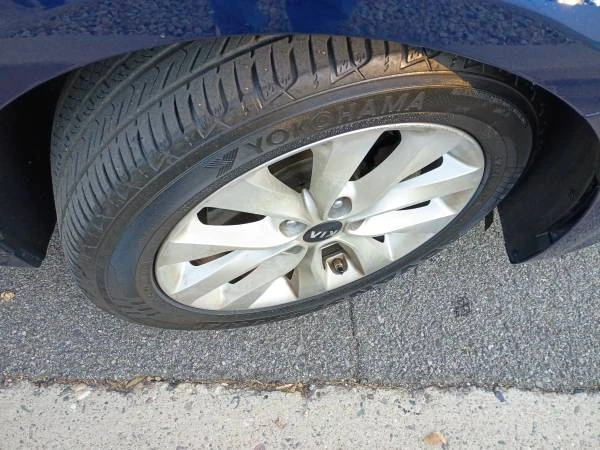 2016 Kia Optima/K5 - Image 10 of 21