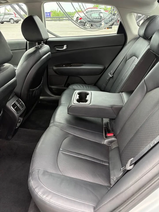2016 Kia Optima/K5 - Image 7 of 14