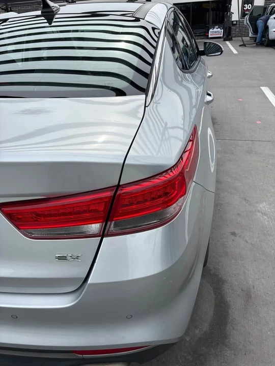 2016 Kia Optima/K5 - Image 6 of 14