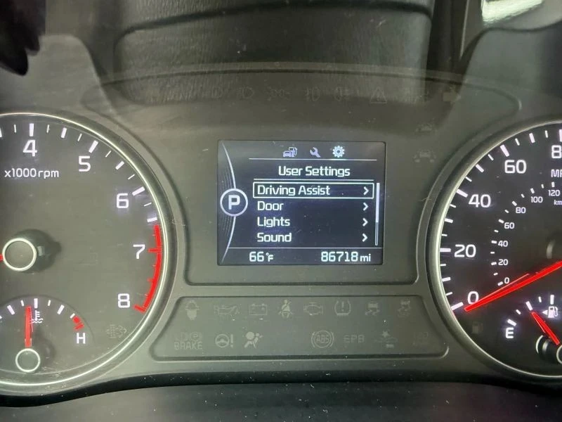 2016 Kia Optima/K5 - Image 11 of 12