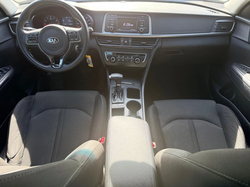2016 Kia Optima/K5 - Image 11 of 17