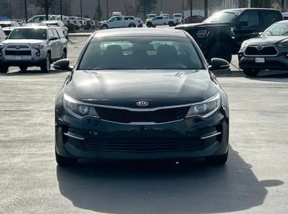 2016 Kia Optima/K5 - Image 8 of 12