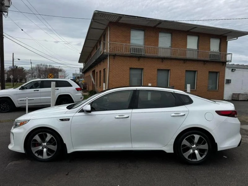 2016 Kia Optima/K5 - Image 9 of 12
