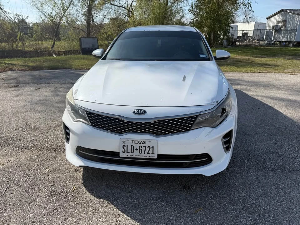 2016 Kia Optima/K5 - Image 2 of 10