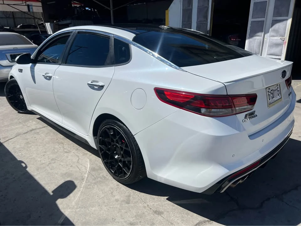 2016 Kia Optima/K5 - Image 8 of 15