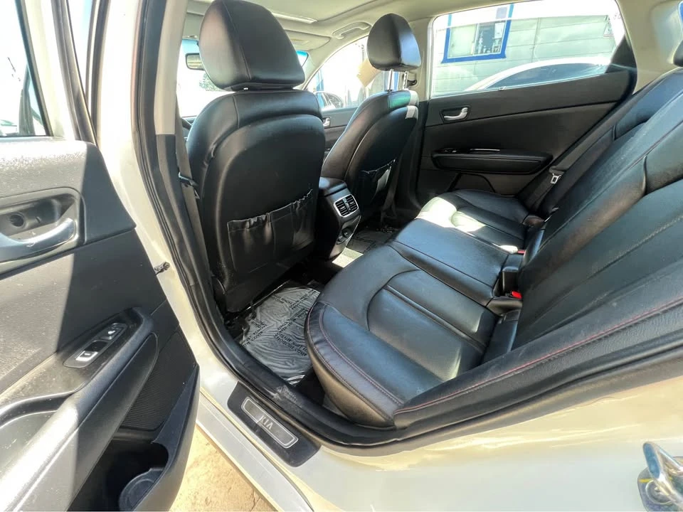 2016 Kia Optima/K5 - Image 13 of 15