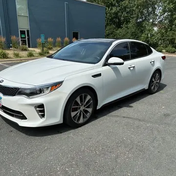 2016 Kia Optima SX Turbo Sedan 4D