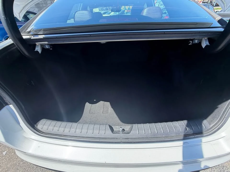 2016 Kia Optima/K5 - Image 15 of 18
