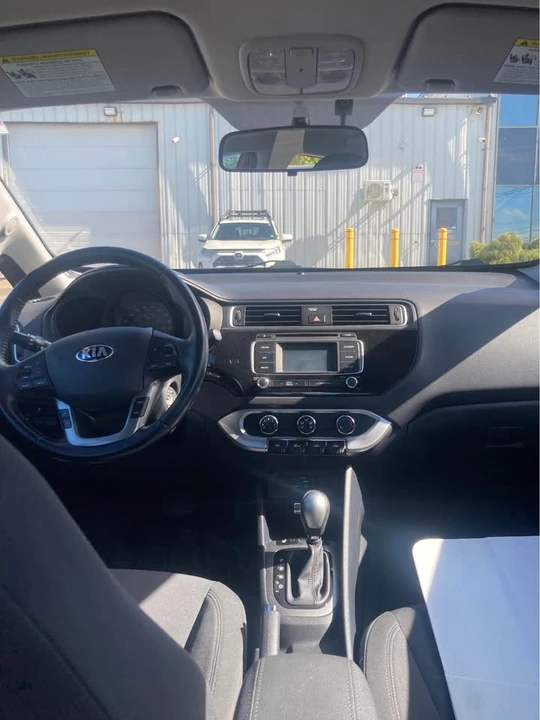 2016 Kia Rio - Image 6 of 7