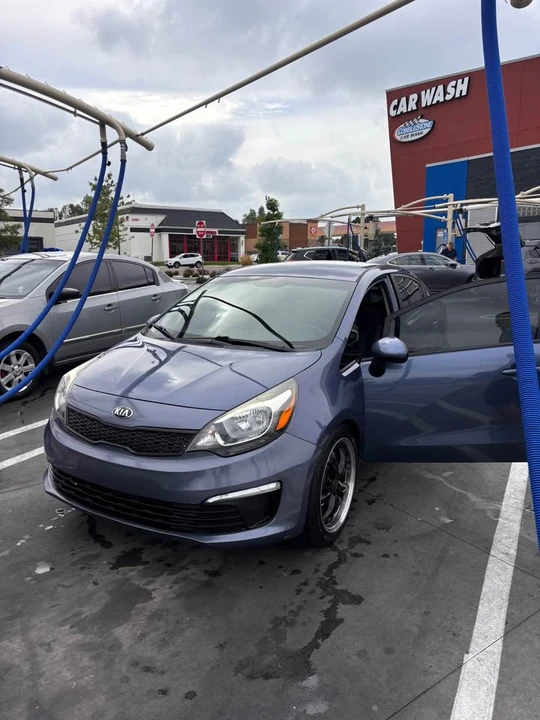 2016 Kia Rio - Image 2 of 4
