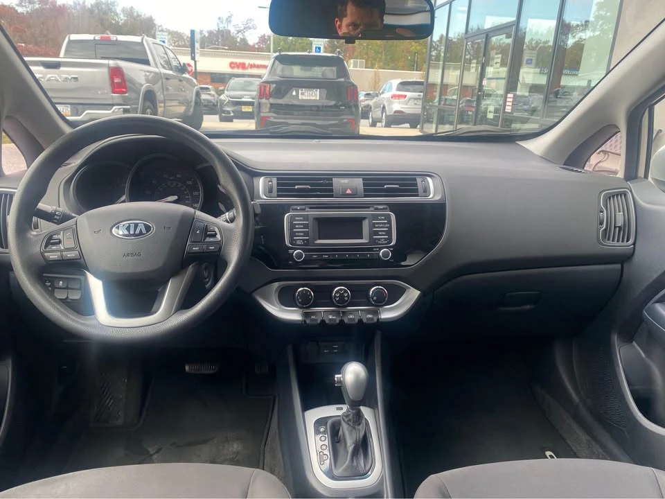 2016 Kia Rio - Image 7 of 9
