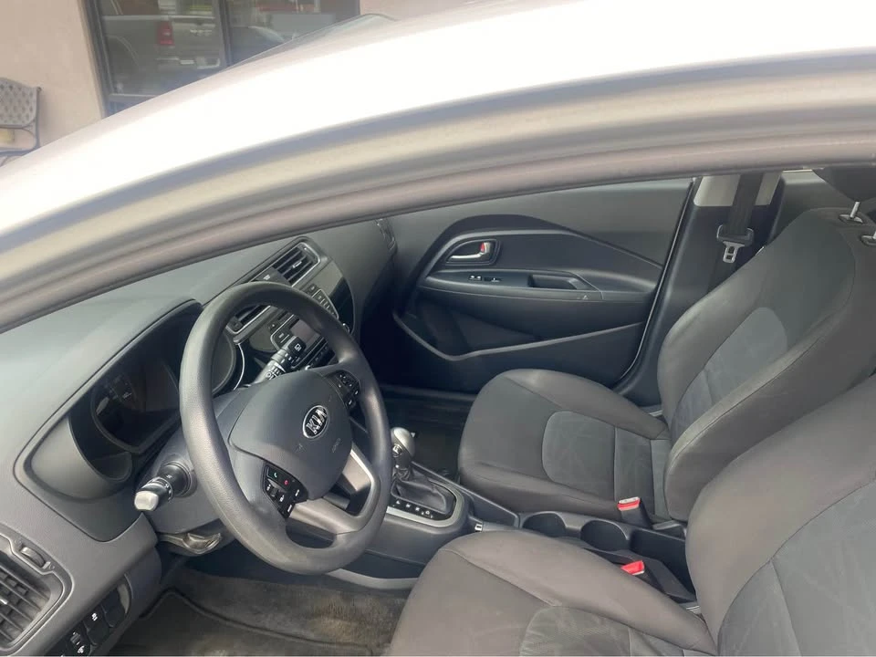 2016 Kia Rio - Image 9 of 9