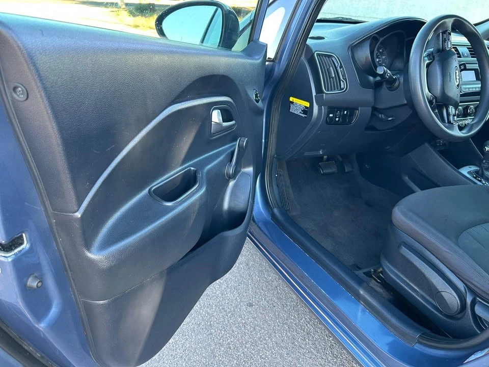2016 Kia Rio - Image 15 of 16