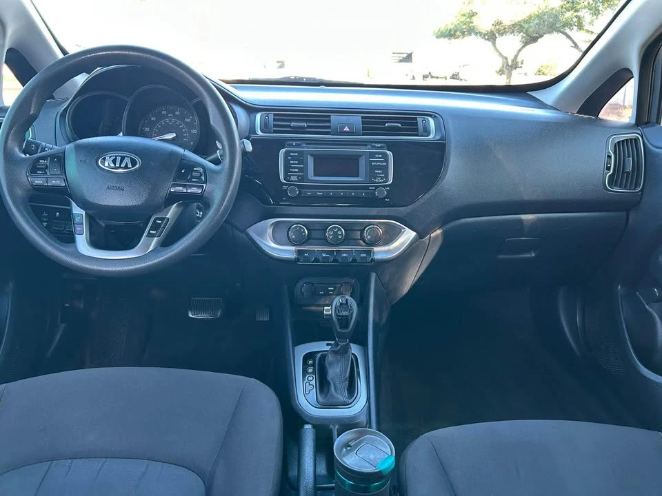 2016 Kia Rio - Image 10 of 16