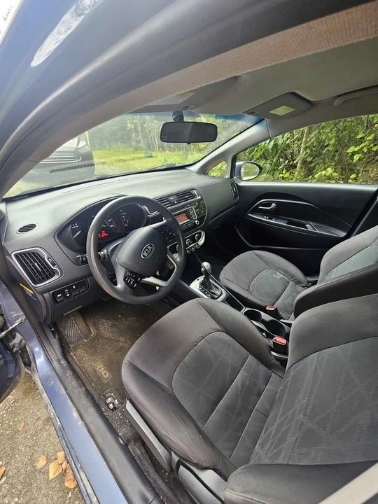 2016 Kia Rio - Image 5 of 7