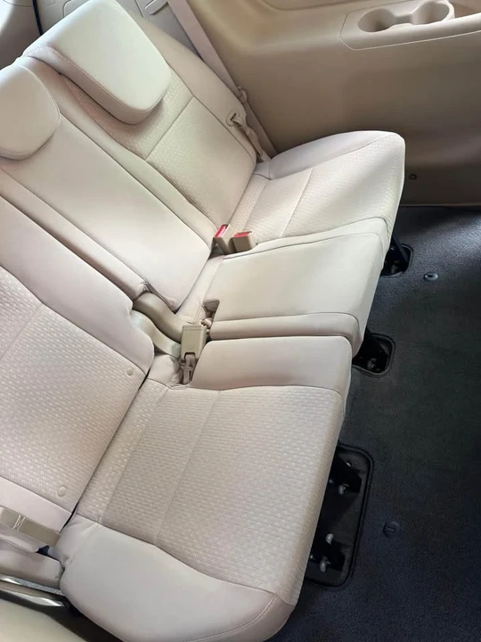 2016 Kia Carnival - Image 5 of 7