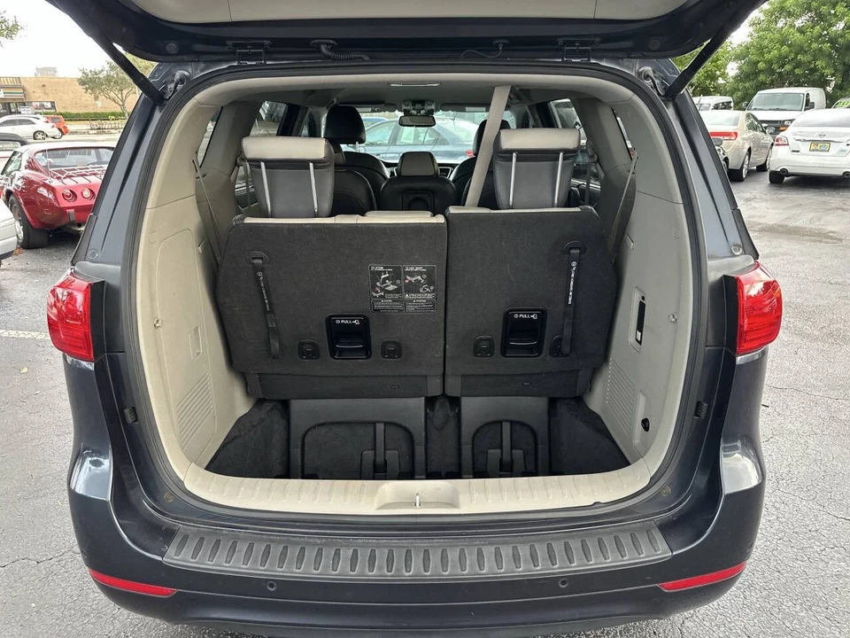2016 Kia Carnival - Image 21 of 21