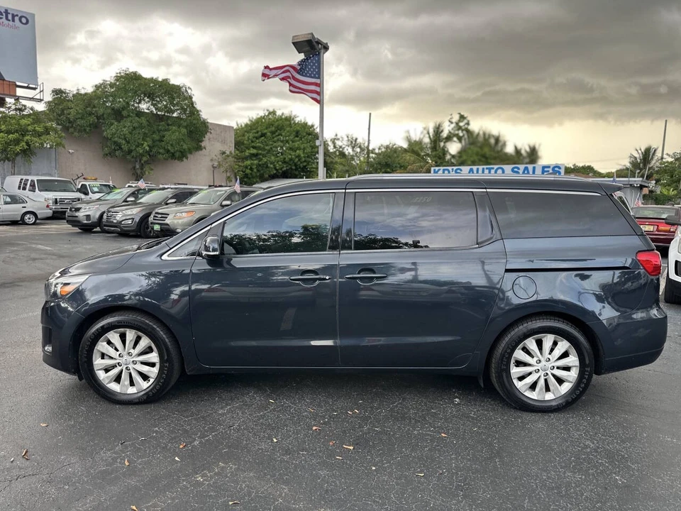 2016 Kia Carnival - Image 4 of 21