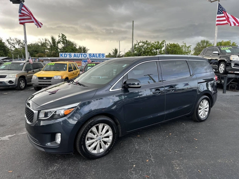 2016 Kia Carnival - Image 3 of 21