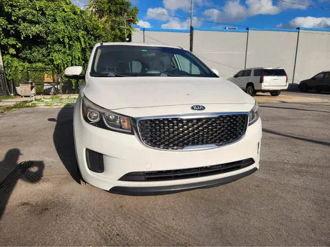 2016 Kia Sedona LX Minivan