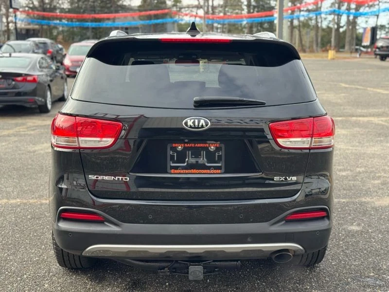 2016 Kia Sorento - Image 5 of 12
