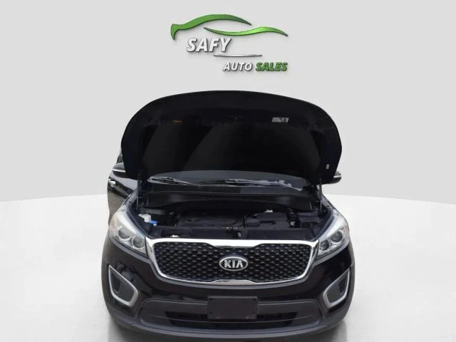 2016 Kia Sorento - Image 18 of 21
