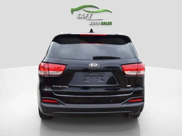 2016 Kia Sorento - Image 8 of 21