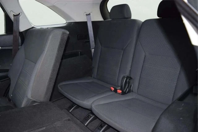 2016 Kia Sorento - Image 13 of 21