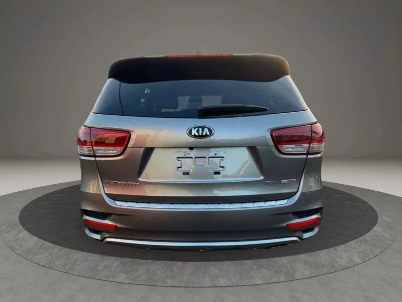 2016 Kia Sorento - Image 6 of 12