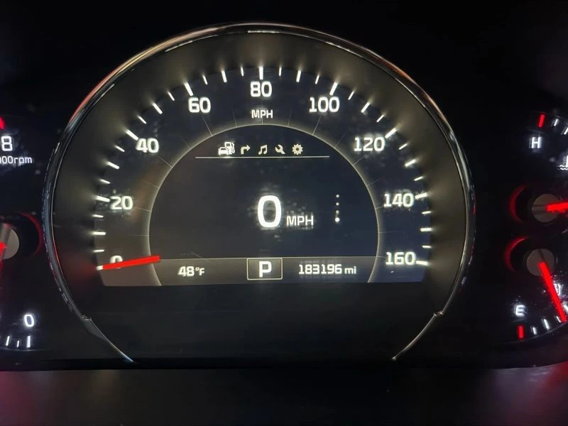 2016 Kia Sorento - Image 11 of 12