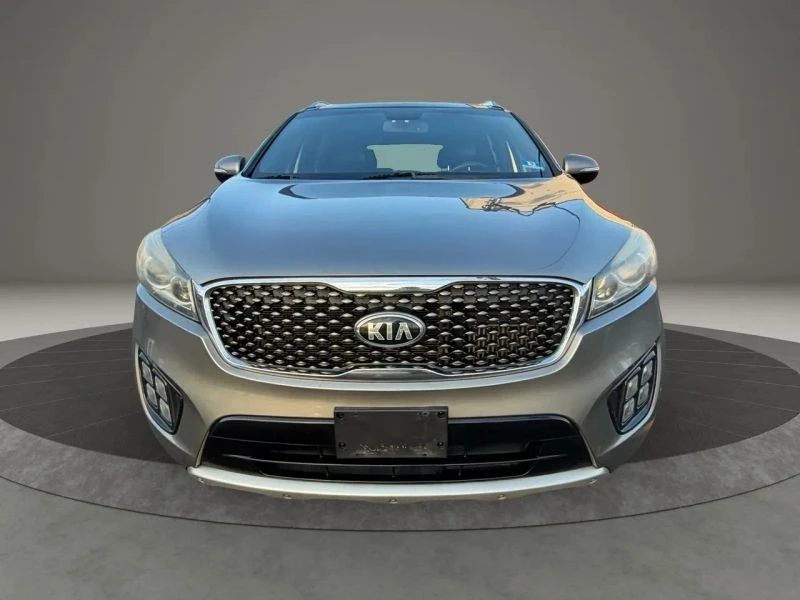 2016 Kia Sorento - Image 2 of 12