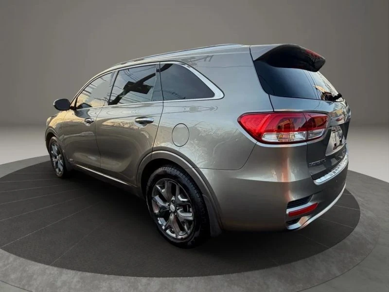 2016 Kia Sorento - Image 7 of 12